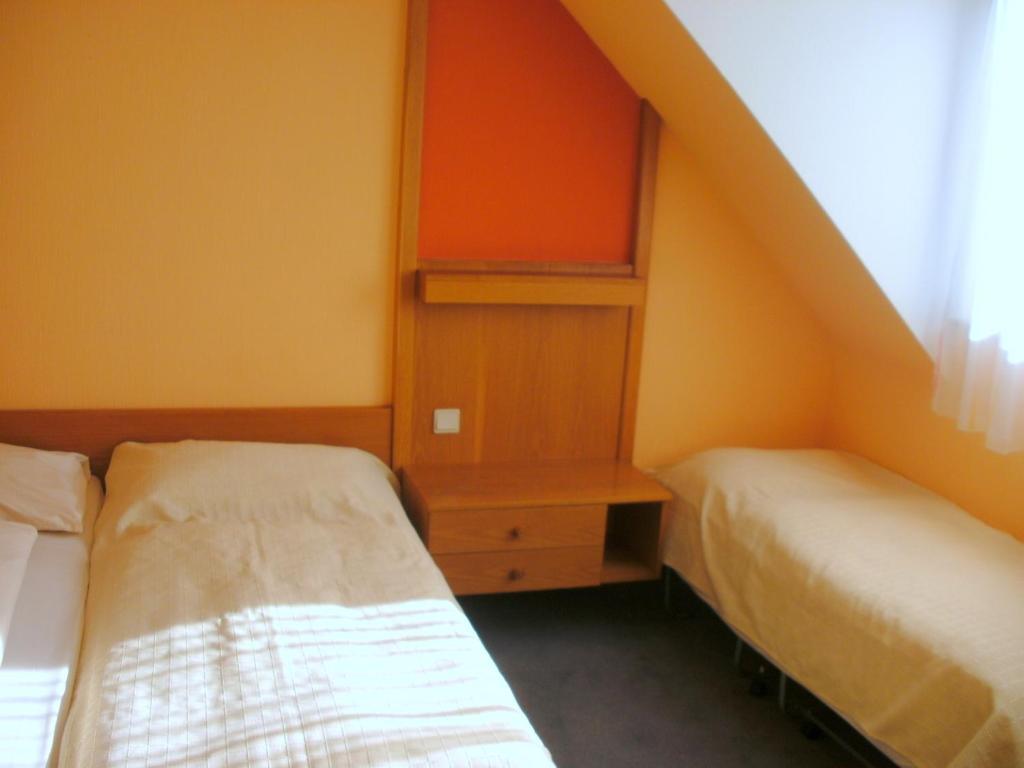 Gasthof Landhotel Gruener Baum Cadolzburg Quarto foto