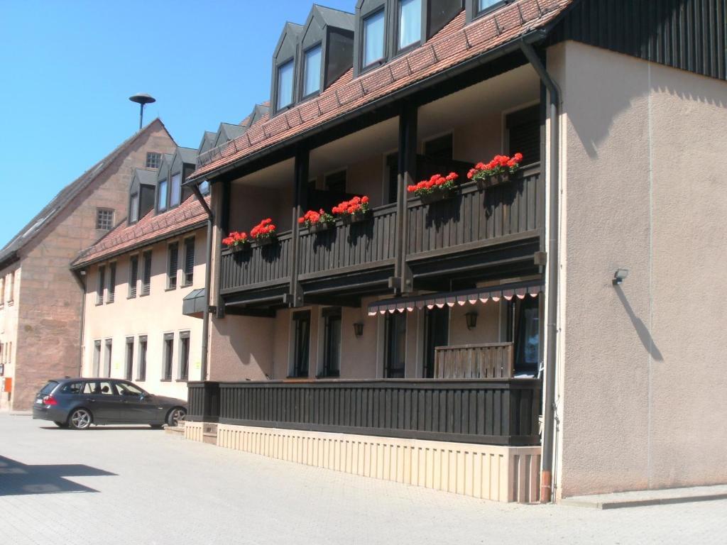 Gasthof Landhotel Gruener Baum Cadolzburg Exterior foto